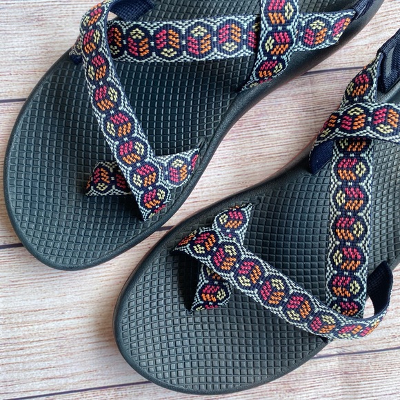 ⭐️ SOLD ⭐️ CHACOS Blue Peace Sign Sandals 10 - Picture 2 of 6